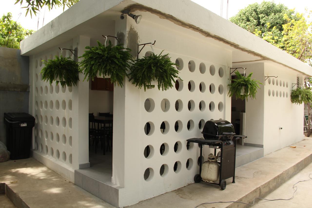 Trinity Lodge - Extended Stay Port-au-Prince Eksteriør billede